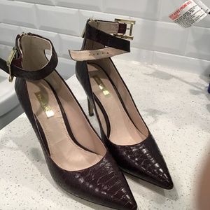 Louise et Cie Bordeaux Ankle Strap Pump Size 8